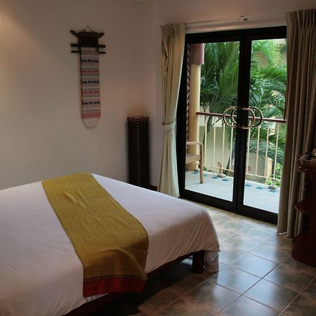 Hilltop Hotel Kathu Extérieur photo